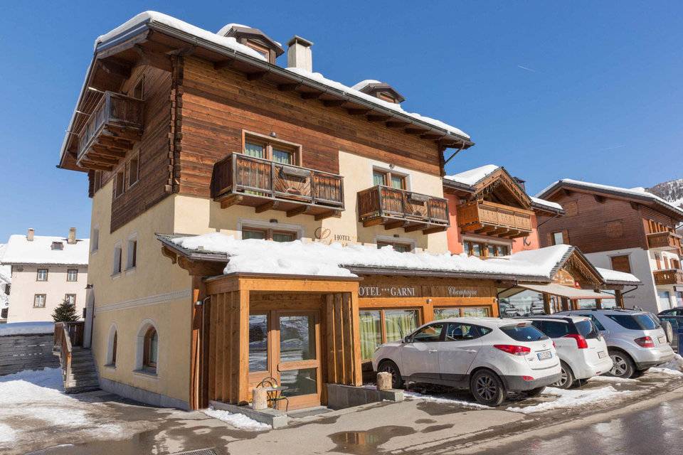 hotel-champagne-livigno-contatti-1.jpg